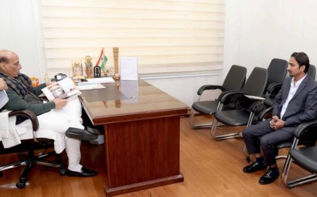 Celebrity Astrologer Ajeet Joshi Meets Defence Minister Rajnath Singh for a Visionary Discussion