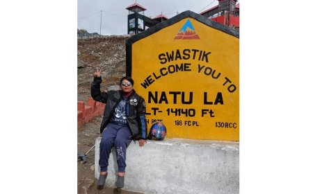 Pooja Garg Beats Cancer & Spinal Injury, Scales Nathu La Pass, Enters London Records, Honoured by Delhi CM