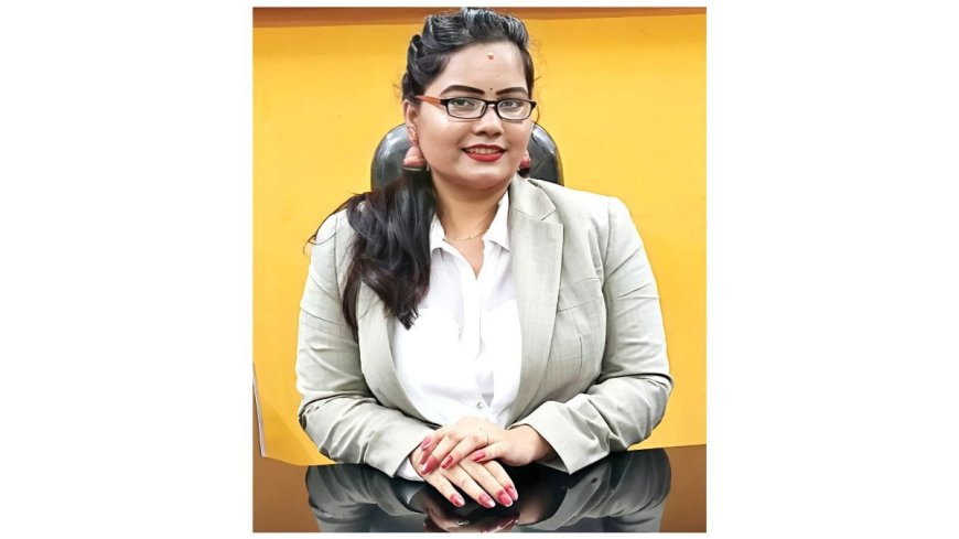 Crowns of Honour for a Queen of Impact