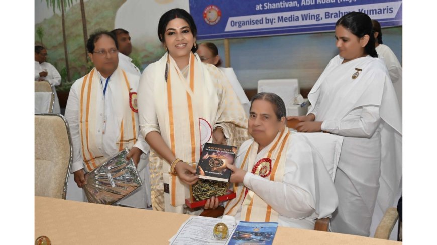Dr. Sohini Sastri Shines as Guest of Honor at the Rashtriya Media Maha Sammelan 2025 Held at the Brahma Kumaris Headquarters