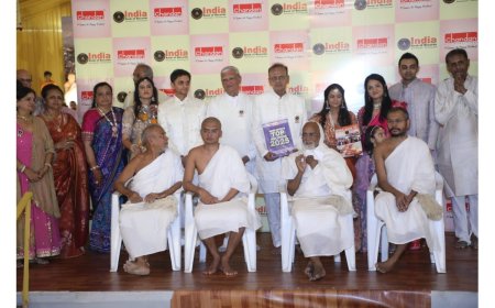 A gathering of six thousand devotees witnessed the consecration of 385 Moksha-garlands at Siddhavad